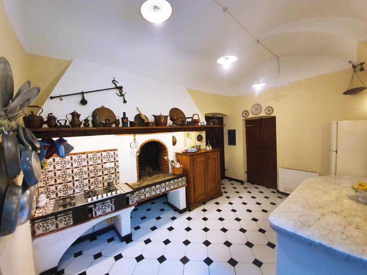 סרזאנה Villa De Benedetti מראה חיצוני תמונה
